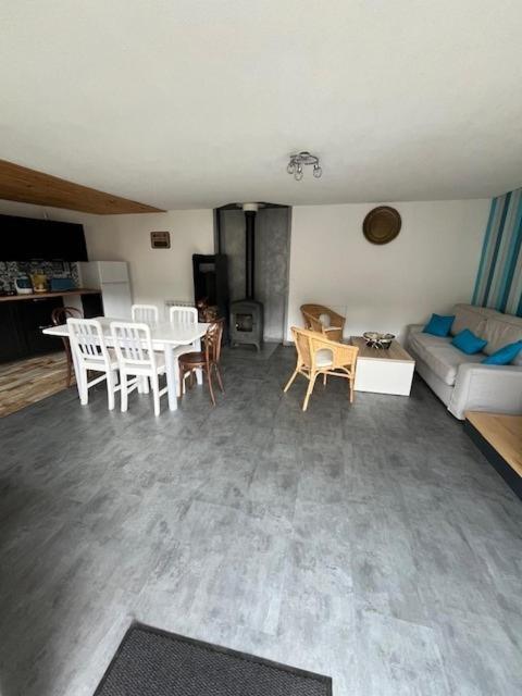 Jolie Maison De Campagne, Compostelle Soleymieux Экстерьер фото